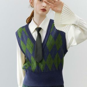 Light Academia Argyle Sweater Vest - Aesthetic Preppy Fashion Essential