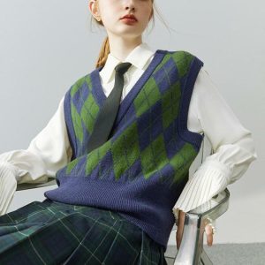 Light Academia Argyle Sweater Vest - Aesthetic Preppy Fashion Essential