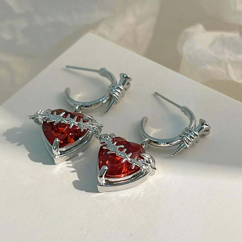 Y2K Aesthetic Coquette Barbed Heart Earrings for Trendy Fashionistas