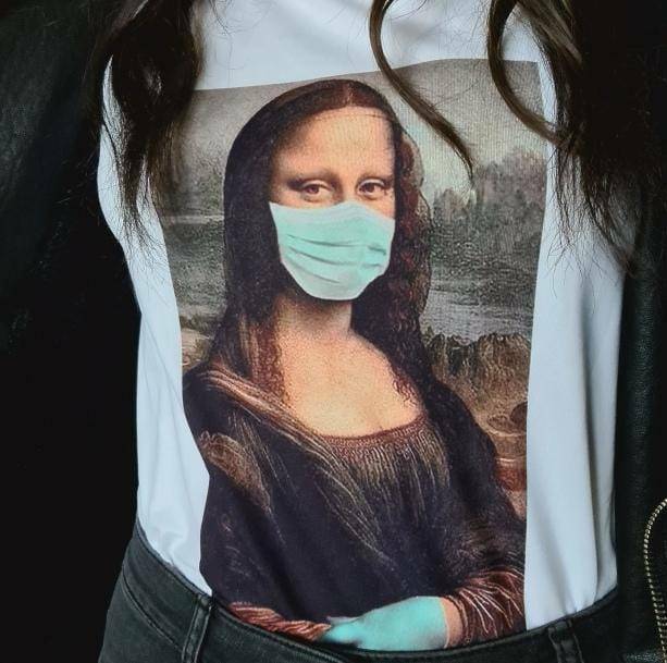 Y2K Aesthetic Coquette T-Shirt with Mona Lisa Mask Design