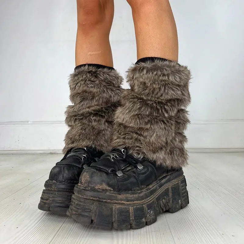 Y2K Grunge Faux Fur Leg Warmers for Aesthetic Coquette Style