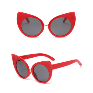 Y2K Oversized Kitty Sunglasses for Aesthetic Coquette & Grunge Styles