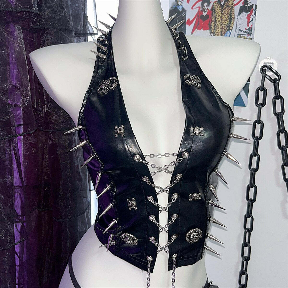 Y2K Fashion Halter Lace-Up Skull Applique PU Leather Top - Grunge Aesthetic Cute Style