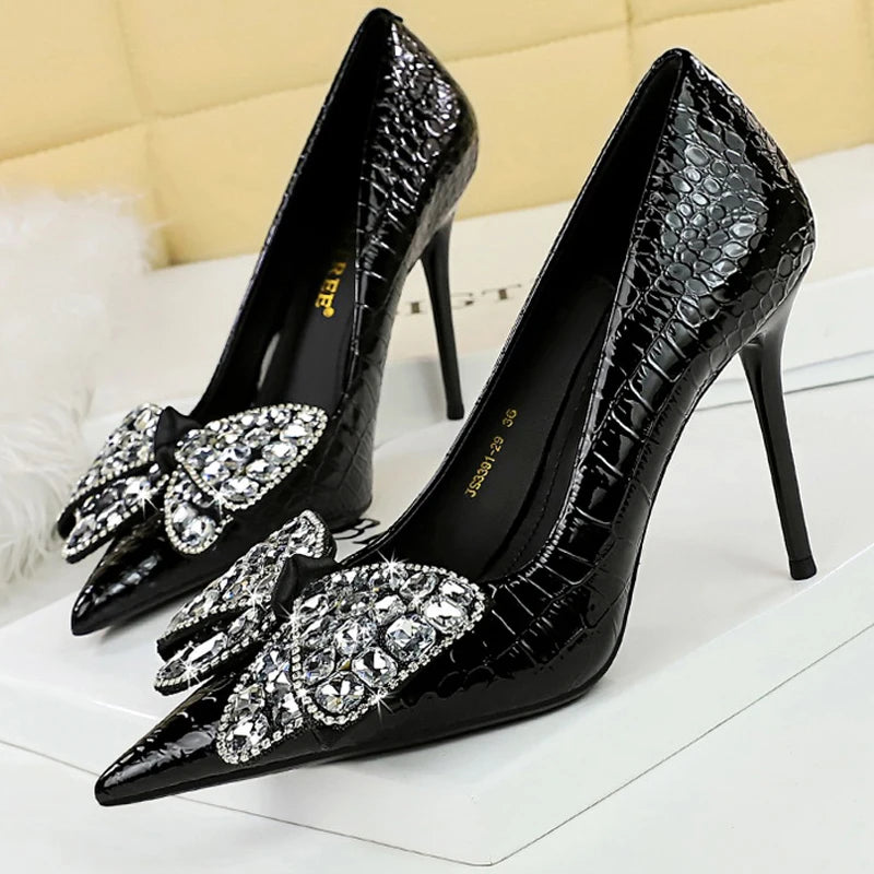 Y2K Fashion Stilettos: Pointed Pumps with Bowknot & Rhinestone Design for Chic Aesthetic