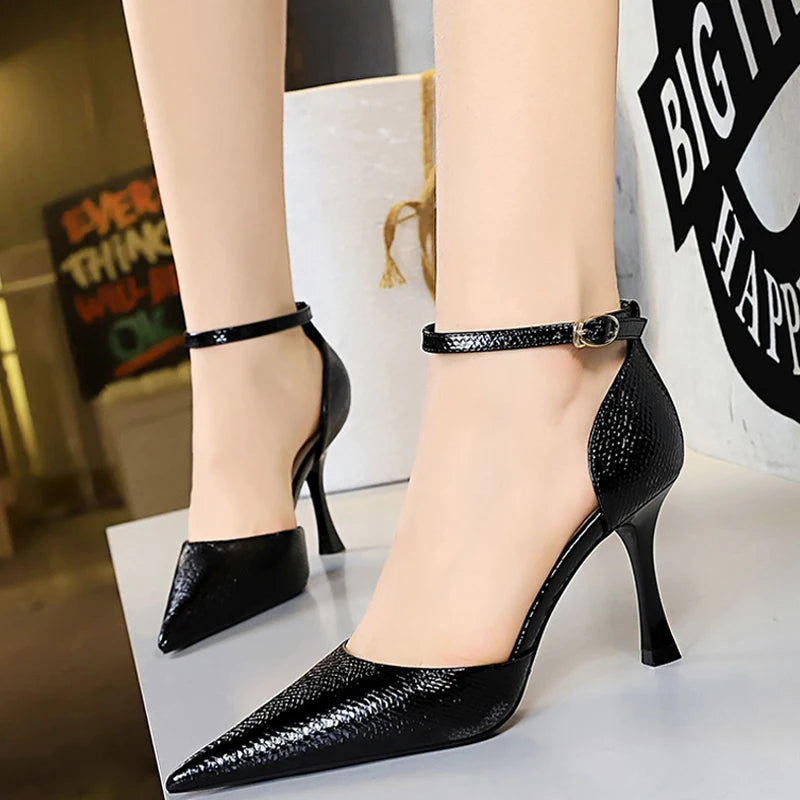Y2K Fashion Women’s Patent Leather Snake Print Kitten Heels - Cute Pumps for Grunge Aesthetic