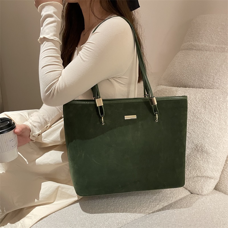 2023 Spring Women's Green Large Capacity Commuter Tote Bag - Stylish Shoulder Bag for College Students