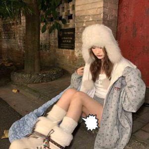 2024 American Vintage Floral Hooded Fleece Sweatshirt for Women - Thickened Warm Hoodie for Autumn Winter Style