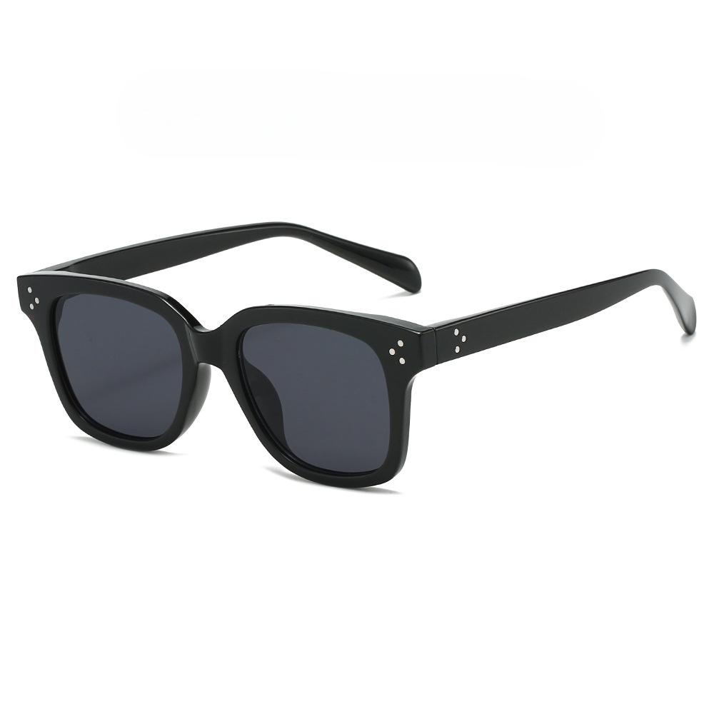 2025 Black Square Frame Sunglasses for Women, Slimming Design for Round Faces, High-End Feel, UV Protection, Street Style Fashion