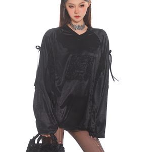 2025 Early Spring Jersey Aesthetic Hot Girl Lace Splicing Glossy Silver T-Shirt - Trendy 90s Inspired Fashion Top