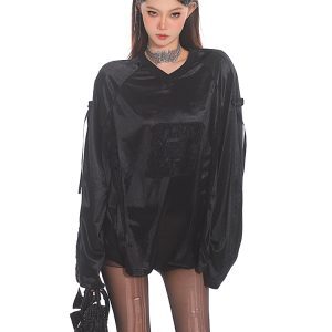 2025 Early Spring Jersey Aesthetic Hot Girl Lace Splicing Glossy Silver T-Shirt - Trendy 90s Inspired Fashion Top