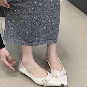 2025 Early Spring Women's Ocean One Gentle Wind Satin Pearl Pointed Shallow Mouth Loafers - Trendy Chinese Style Flats