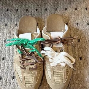 2025 New Style Casual Slip-On Mule Shoes with Laces - Genuine Leather Flat Closed-Toe Slippers for Women - Outdoor Y2K Fashion