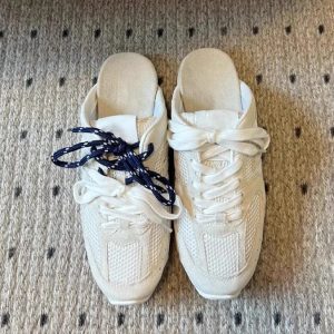 2025 New Style Casual Slip-On Mule Shoes with Laces - Genuine Leather Flat Closed-Toe Slippers for Women - Outdoor Y2K Fashion