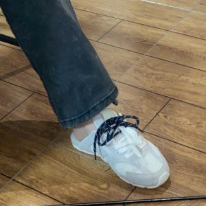 2025 New Style Casual Slip-On Mule Shoes with Laces - Genuine Leather Flat Closed-Toe Slippers for Women - Outdoor Y2K Fashion