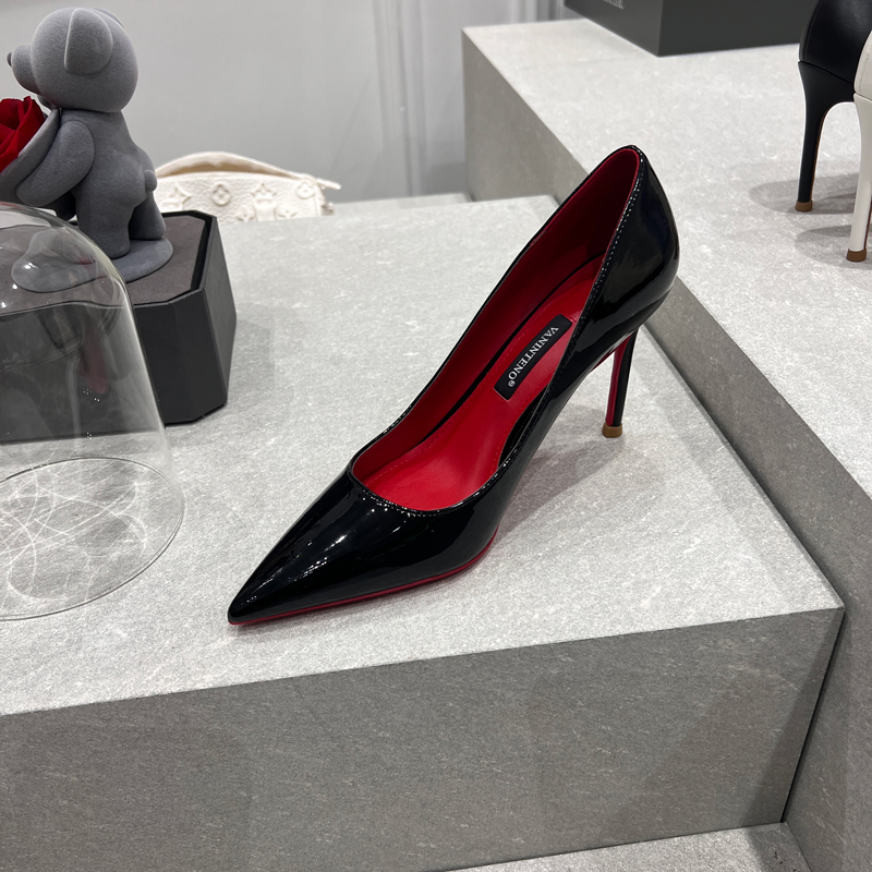 2025 Patent Leather White Pointed Toe Ultra-High Heel Runway Women's Shoes - Comfortable Fashion Footwear