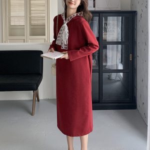 2025 Spring Women's Long Dress - Loose Slimming Design with Red Bow - Stylish Sweatshirt for New Year Outfit