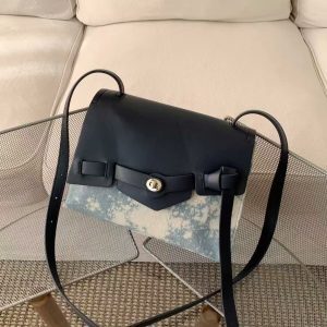 2025 Spring/Summer Irregular Flap Design Messenger Bag - Versatile Commuter Shoulder Crossbody Tote for Y2K Fashion