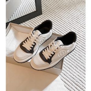 2025 Spring/Summer Trendy Cowhide White Sneakers - Genuine Leather, Breathable Sports Casual Board Shoes