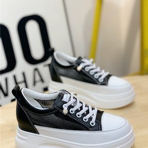 2025 Summer Korean Style Genuine Leather Closed-Toe Mesh Slip-On Backless Platform Sandals for Women
