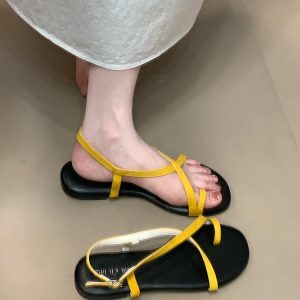 2025 Summer Women's Open-Toe Beach Sandals, Commuter-Style Flat Toe-Post Roman Flip-Flops