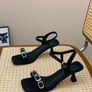 2025 Summer Women's Square-Toed Open-Toe Sandals with Rhinestones, One-Strap Buckle, Versatile Thin-Heel Fashion