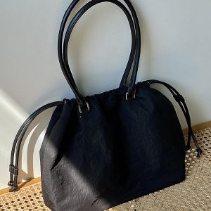 2025 Women's Casual Large Capacity Black Tote Bag - Versatile Commuter Handheld Shoulder Bag for Everyday Use