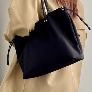 2025 Women's Casual Large Capacity Black Tote Bag - Versatile Commuter Handheld Shoulder Bag for Everyday Use