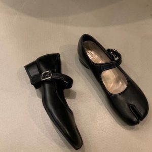 2025 Women's Genuine Leather Mary Jane Shoes - French Style Chunky Heel, Split Toe, Shallow Mouth Design, Pig Hoof Detail