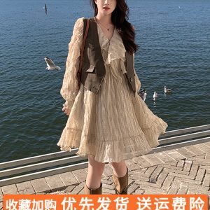 2025 Women's Leather Vest Dress Set with Ruffle A-Line Skirt - Stylish Two-Piece Outfit for Early Spring Fashion