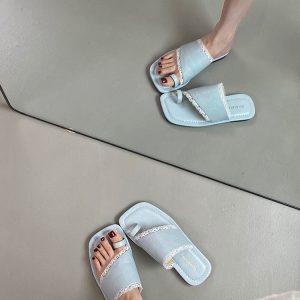 2025 Women's Retro Roman Flip-Flop Sandals - Soft Flat Casual Summer Outdoor Footwear