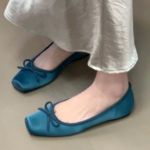 2025 Women's Satin Square-Toe Mary Jane Shoes with Bow-Tie Detail for Elevating Style - Perfect for Skirts and Elegant Looks