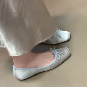 2025 Women's Satin Square-Toe Mary Jane Shoes with Bow-Tie Detail for Elevating Style - Perfect for Skirts and Elegant Looks
