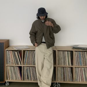 90s Style Loose Casual White Duck Down Jacket for Men and Women - Thick Stand Collar Vintage Winter Coat