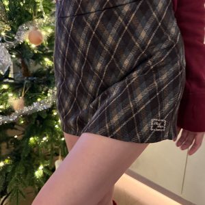 American College Style Slim-Fit Plaid Short Skirt for Women - Sexy Bodycon A-Line Hip-Hugging 2024 Trend