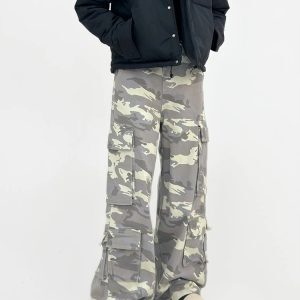 American Retro High Street Camo Pocket Cargo Pants - Wide-Leg Loose Fit Casual Style for Trendy 90s Aesthetic
