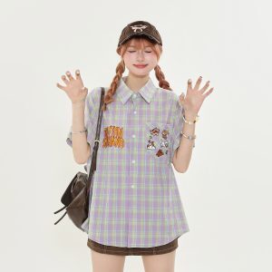 American Retro Plaid Dog Embroidery Short Sleeve Shirt for Men and Women, Versatile Loose-Fit College Style Top