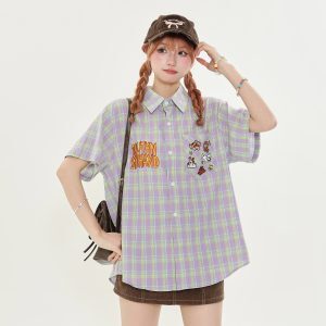American Retro Plaid Dog Embroidery Short Sleeve Shirt for Men and Women, Versatile Loose-Fit College Style Top