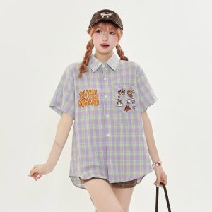 American Retro Plaid Dog Embroidery Short Sleeve Shirt for Men and Women, Versatile Loose-Fit College Style Top