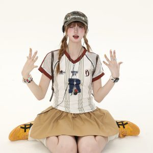 American Retro Slim-Fit Striped Sports Jersey Short-Sleeve T-Shirt for Women - Summer 90s Style