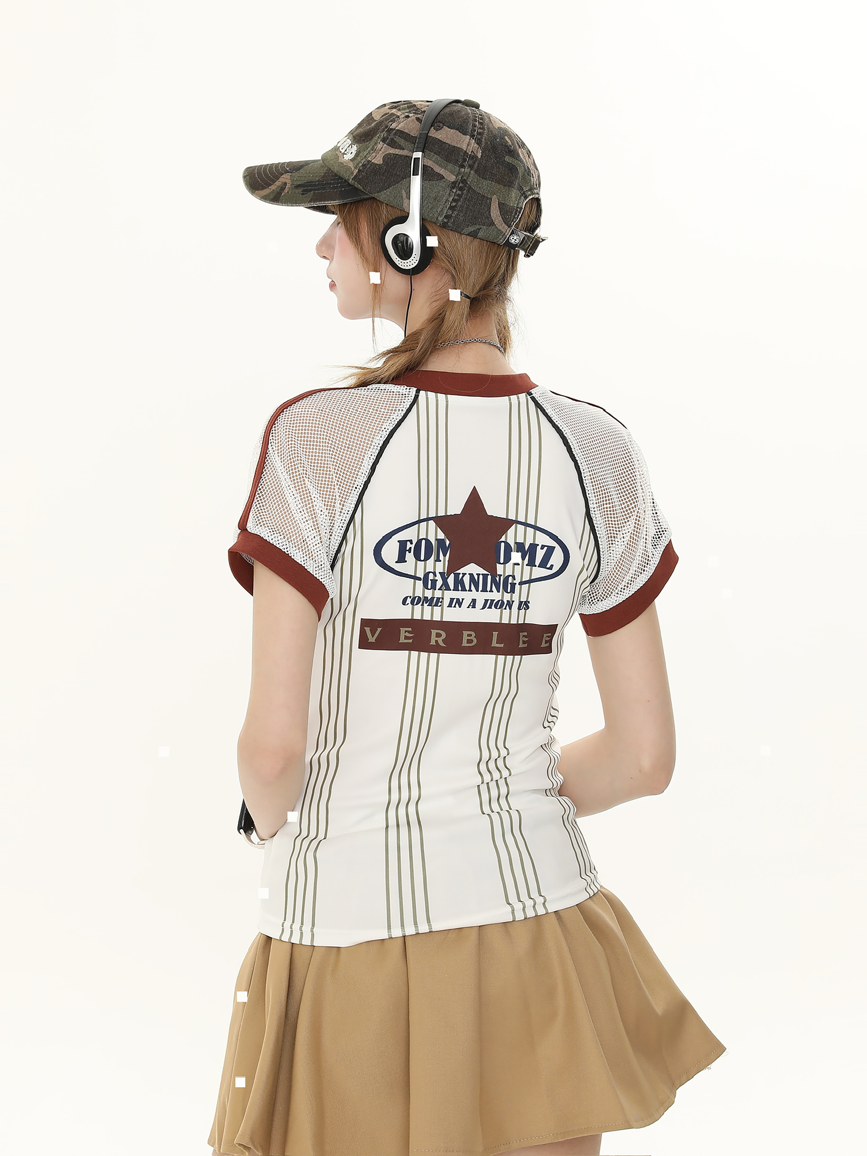 American Retro Slim-Fit Striped Sports Jersey Short-Sleeve T-Shirt for Women - Summer 90s Style