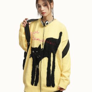 American Vintage Lazy Cat Print Round Neck Sweater for Women - Autumn Winter Thick Loose Knit Jacket, Cozy Casual Style