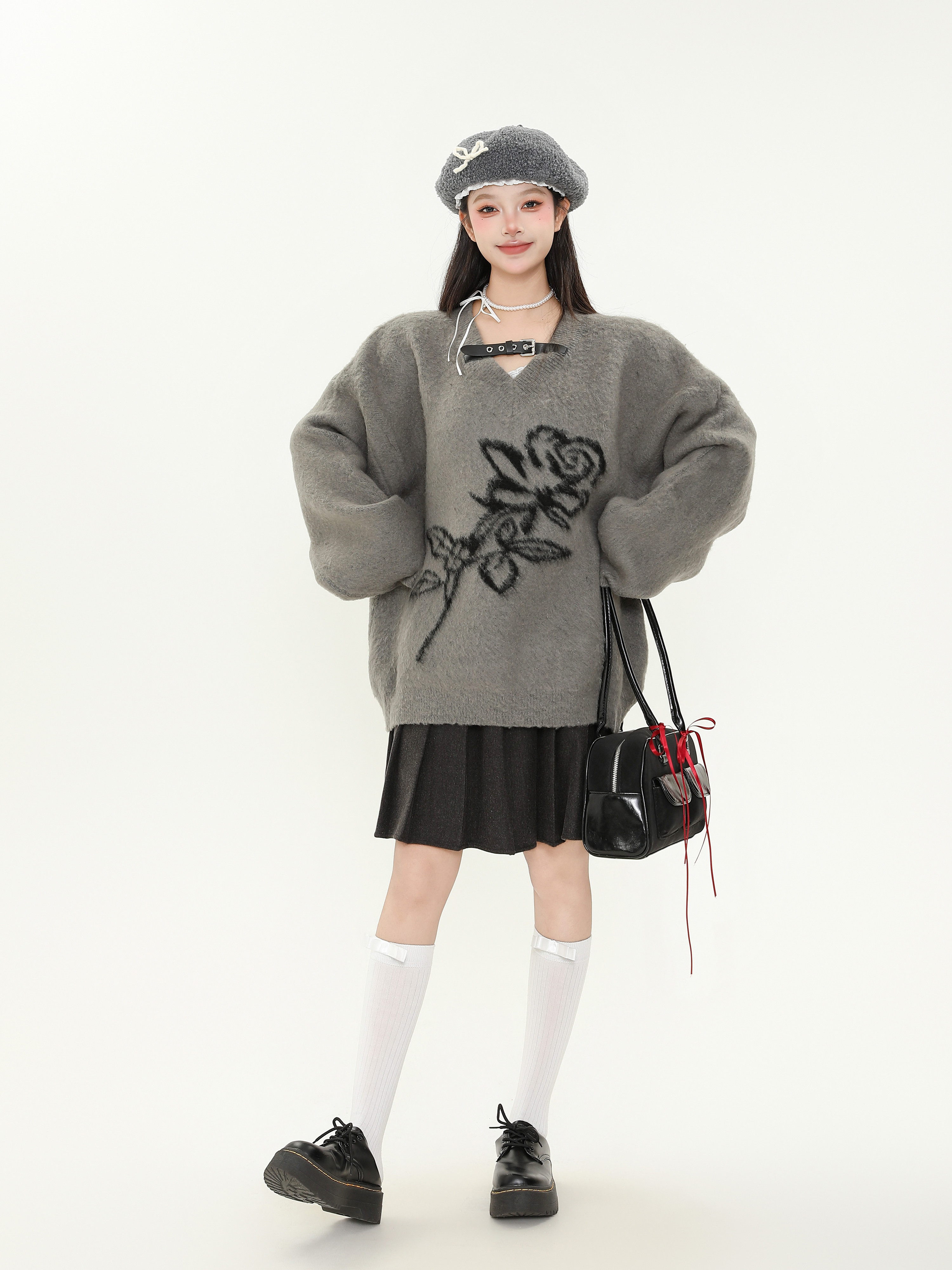 American Vintage Rose Jacquard V-Neck Sweater for Women – Soft Loose Knit Top for Autumn Winter, Cozy Y2K Style