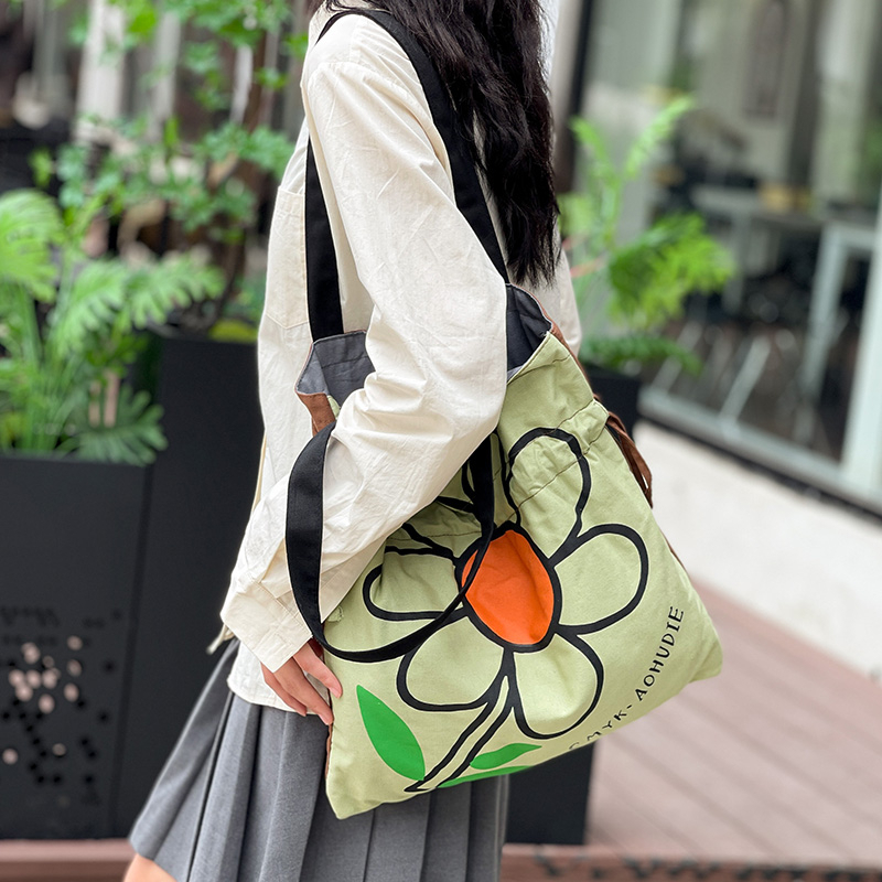 Artistic Floral Canvas Tote Bag for College Students - Large Capacity Shoulder Bag for Class - Trendy 2024 Design