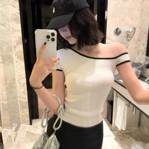 Asymmetrical Shoulder Color Block Knitted Short Sleeve T-Shirt for Women - Sexy Slim Fit Shoulder-Exposing Style, Y2K Fashion