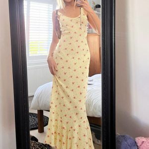 Backless Floral Spaghetti Strap Mermaid Dress - U-Neck, High-Waisted, Slim-Fit for Women - Spring/Summer European & American Style