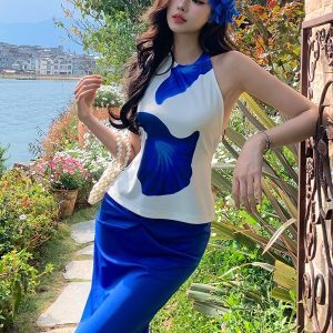 Backless Halter Printed Top and Pleated Bodycon Skirt Two-Piece Set for Women - Blue Vacation Outfit