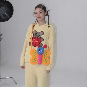 Beige Heart Bear Half-Velvet Pajama Set - Cozy Loungewear for Relaxation and Sleep, Perfect for Y2K and Comfortable Style