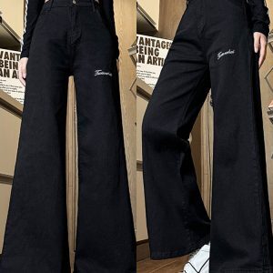 Black Flared Jeans for Women - Plus Size Loose Fit, Stretchy Wide-Leg Bell-Bottoms for Pear-Shaped Figures, Slimming Style