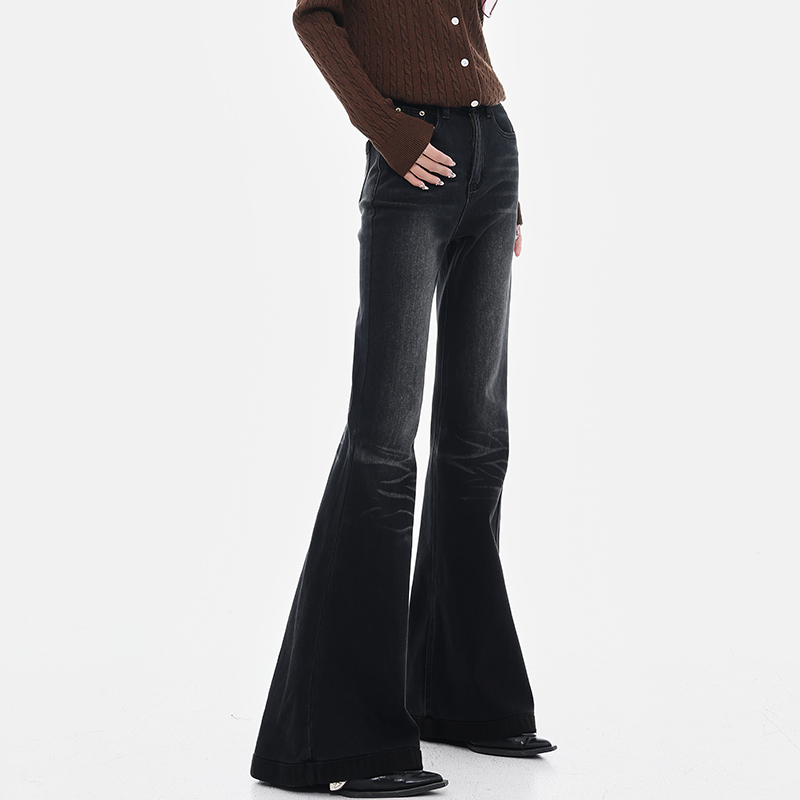 Black Fleece-Lined Flared Jeans for Women - Vintage Slim Fit Bootcut Pants - Autumn/Winter American Style