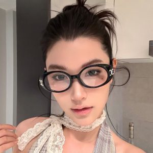 Black Frame Thick Border Oval Glasses for Round Faces, Anti-Blue Light, Slimming Design, European American Style, Myopia Friendly